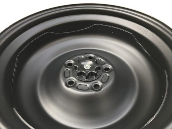 Screw securing the spare wheel in the trunk of Toyota Yaris II (2005-2011) - Image 4