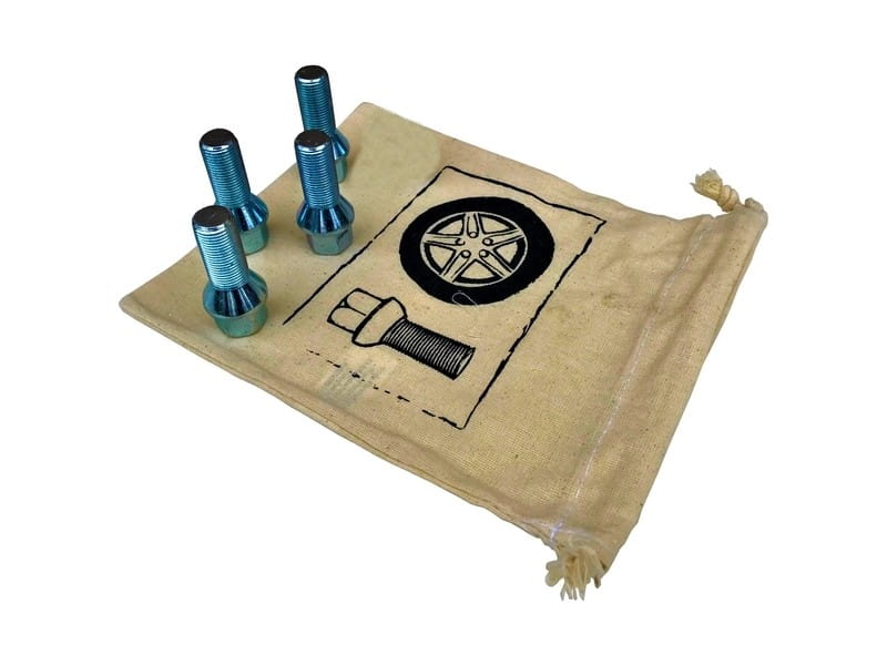 Set of dedicated screws (3 pieces)